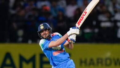 Gill, Rahul seal India's chase for 1-0 lead after Gurbaz century