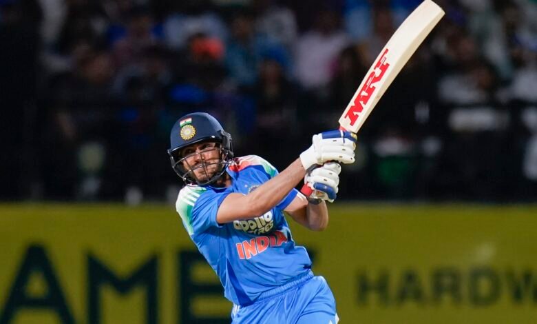 Gill, Rahul seal India's chase for 1-0 lead after Gurbaz century