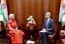 Canara Bank hands over ₹2,397 crore dividend cheque to FM Nirmala Sitharaman
