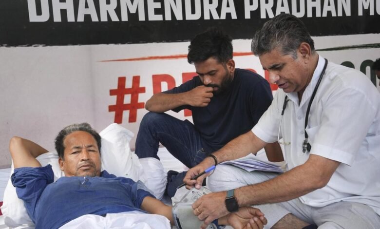 Fresh political support pours in on 15th day of CJP protest; student hospitalised