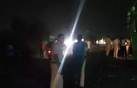 महाराष्ट्र के परभणी में बाइक-बस की आमने-सामने की टक्कर में चार लोगों की मौत